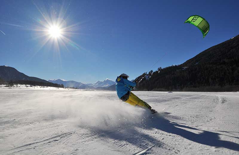 Snowkiting